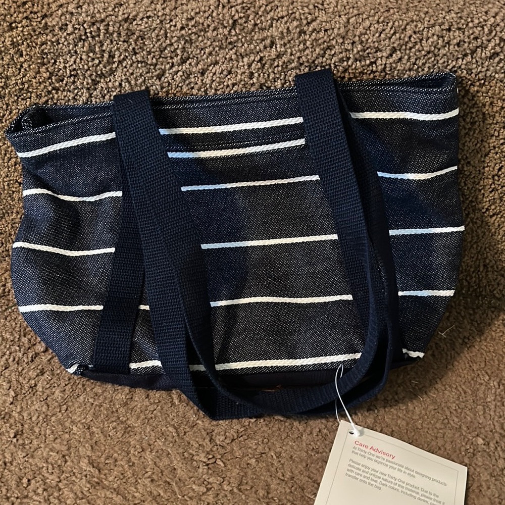 Thirty-one shoulder bag in Navy denim stripe